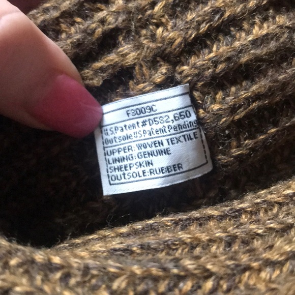 EUC Cardy UGGs - Picture 8 of 8